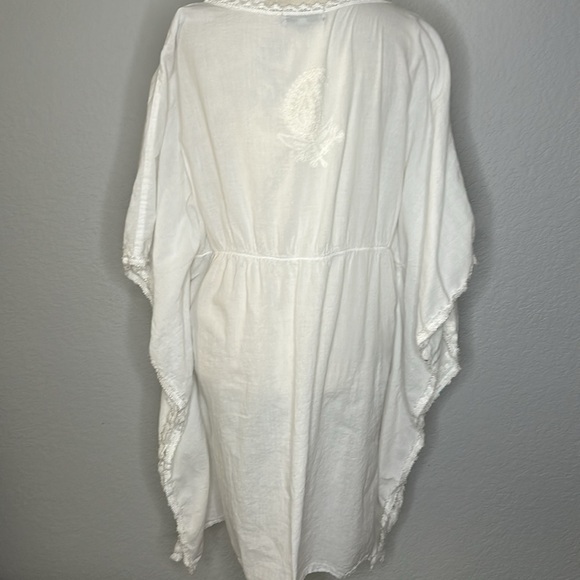 Swimsuit Coverup White Embroidered L/XL - Picture 7 of 11